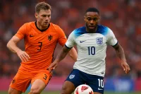 サッカー オランダ 代表 対 サッカー イングランド 代表 選手 採点ってどうだった？
