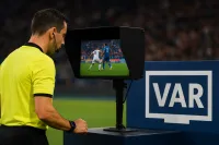 サッカーのビデオ判定の名前とは？