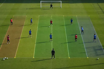サッカー 5 レーン 練習って何するの？