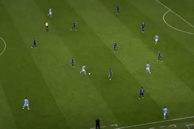 サッカーのライン間とはどんな意味？