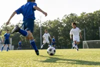 中学生のサッカーの試合時間は？