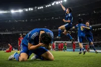 サッカーの悲劇は歓喜や奇跡になるのか？