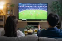 サッカーは何で見れるの？