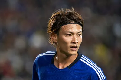 サッカーでヘッドバンドをつける意味とは？