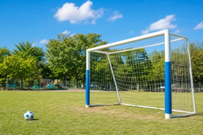 サッカー ゴール が ある 公園 無料で使える？