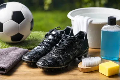 サッカー シューズ 臭い 洗い 方は？