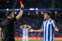サッカーは何人まで退場できる？
