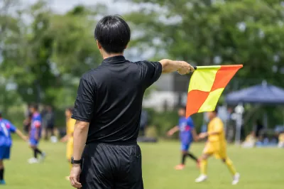 サッカー 4 級 審判 申し込み方法は？