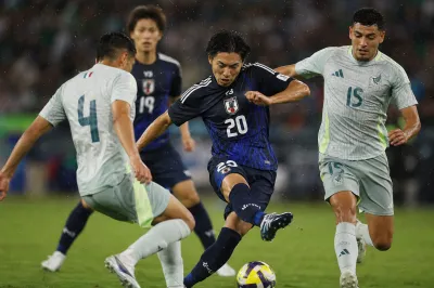 サッカー メキシコ 代表 対 サッカー 日本 代表 選手 採点の結果は？