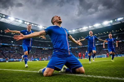 サッカーのアイスランド代表の順位は？