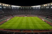 プロのサッカーコートのサイズとは？