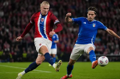 サッカーのノルウェー代表対サッカーのイタリア代表の試合経過はどうだった？