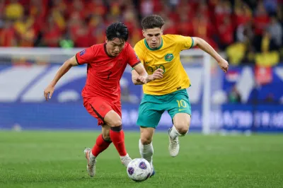 サッカー 中華 人民 共和国 代表 対 サッカー オーストラリア 代表 試合 経過ってどうだった？