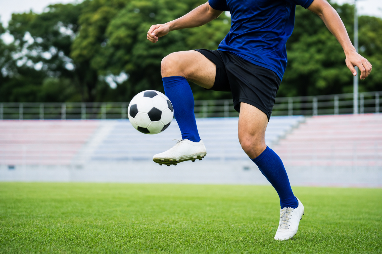 サッカーのトラップの種類とは？