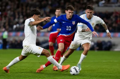 サッカー アメリカ合衆国 代表 対 サッカー ウルグアイ 代表 選手 採点とは？