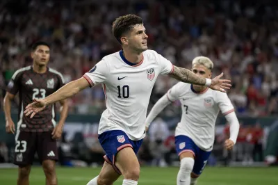 サッカー アメリカ合衆国 代表 対 サッカー メキシコ 代表 試合の結果は？