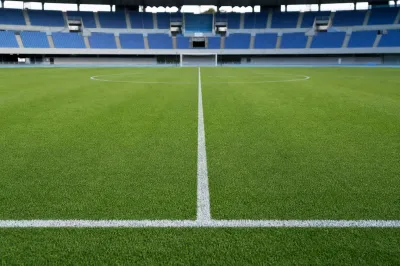サッカーグラウンドの長さってどれくらいなの？