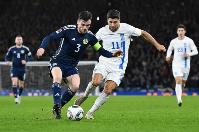 サッカー スコットランド 代表 対 サッカー ギリシャ 代表 試合 経過って？