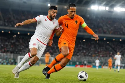 サッカー チュニジア 代表 対 サッカー オランダ 代表 順位は？