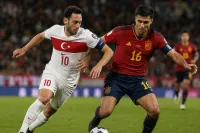 サッカー トルコ 代表 対 サッカー スペイン 代表 選手 採点ってどうなった？