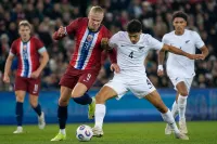 サッカー ノルウェー 代表 対 サッカー ニュージーランド 代表 選手 採点とは？