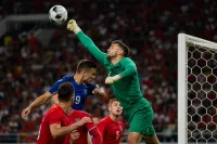 サッカー パンチ と はどんな意味？