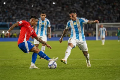 サッカー チリ 代表 対 サッカー アルゼンチン 代表 試合 経過ってどうなってるの？