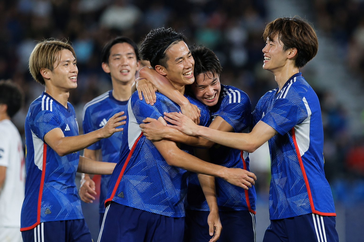 U-21日本代表がキルギスに7-0で歴史的な大勝を飾りました!