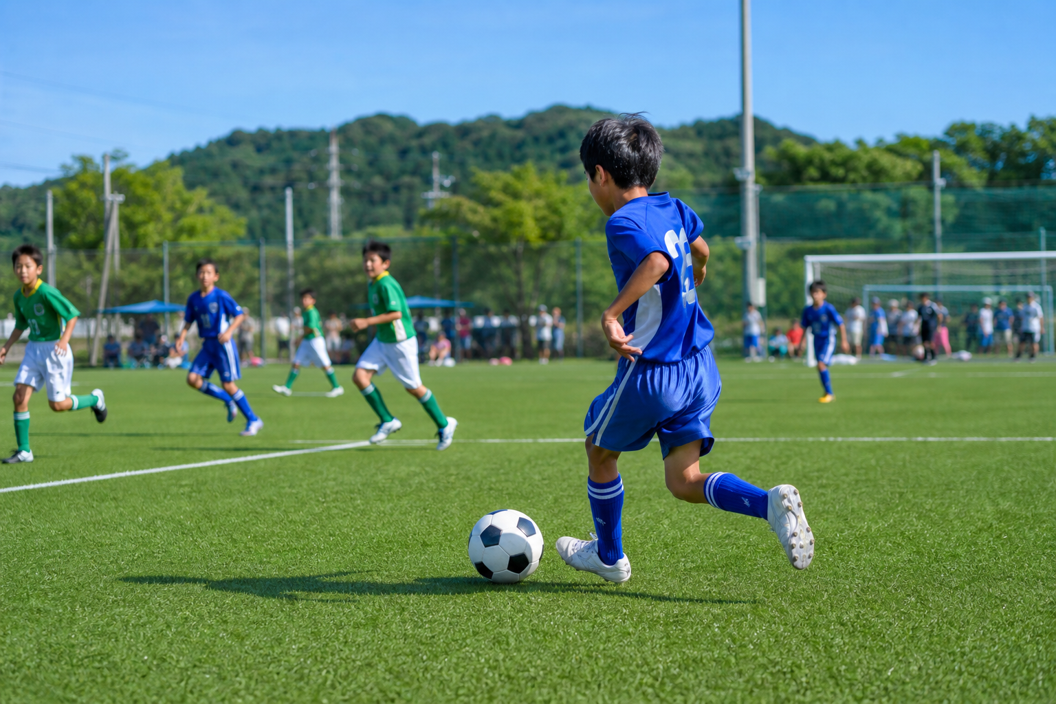 小学生のサッカーコートは68m×50mが基本です！